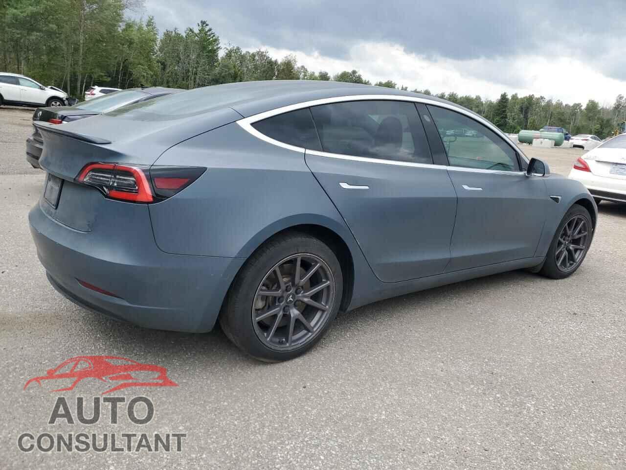 TESLA MODEL 3 2020 - 5YJ3E1EB9LF670523