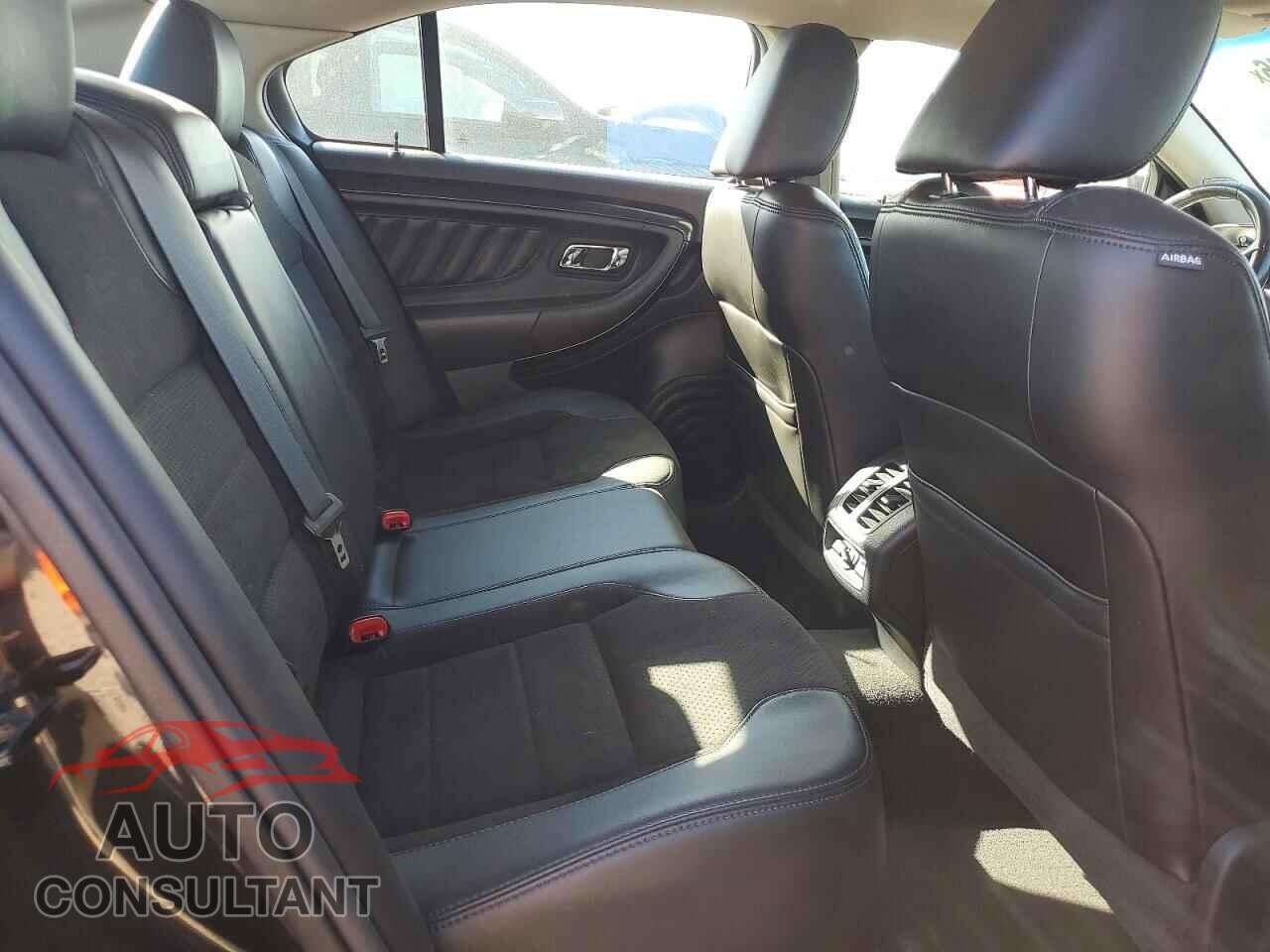 FORD TAURUS 2011 - 1FAHP2KT3BG101387