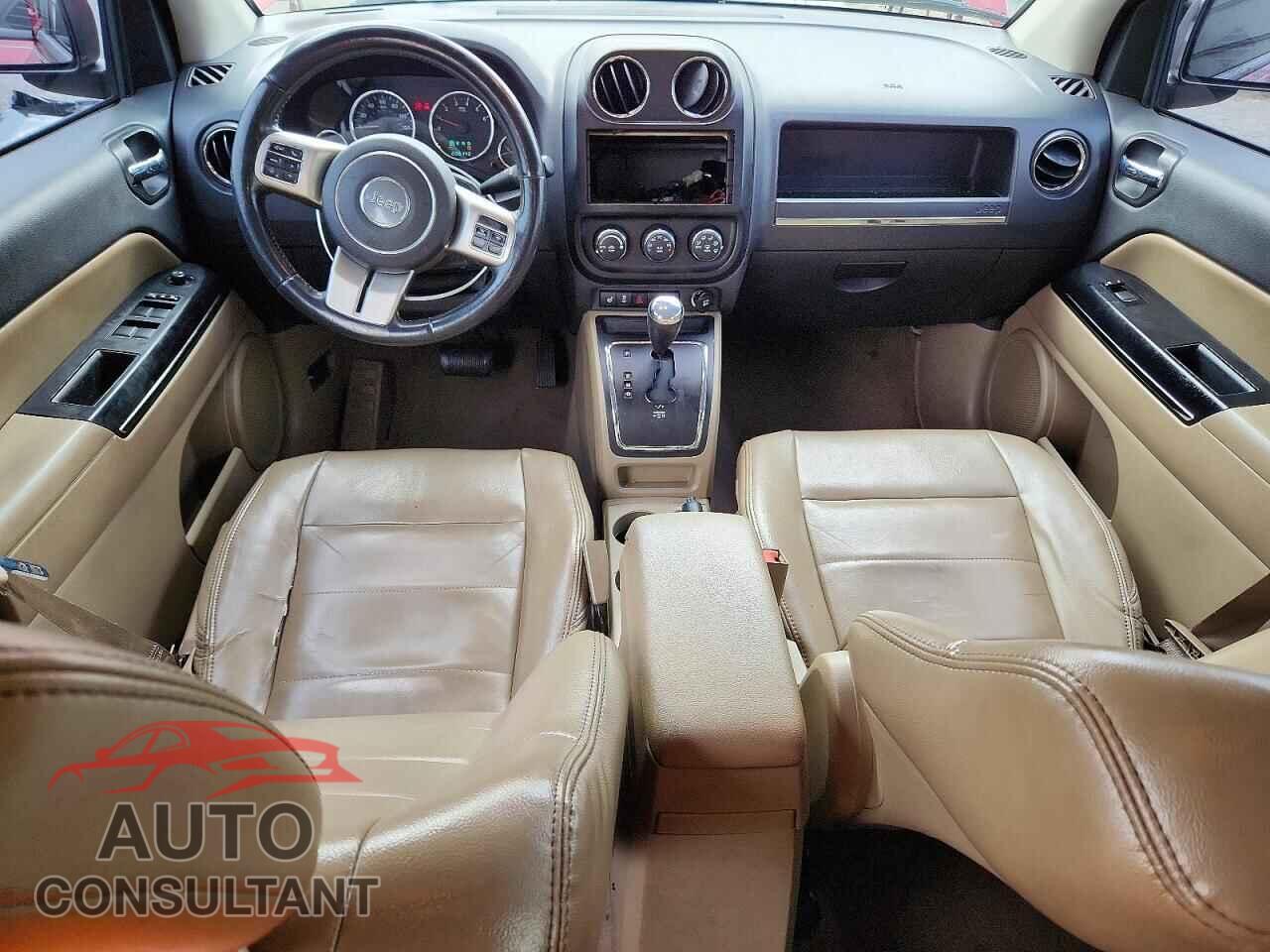 JEEP COMPASS 2011 - 1J4NF5FB2BD176564