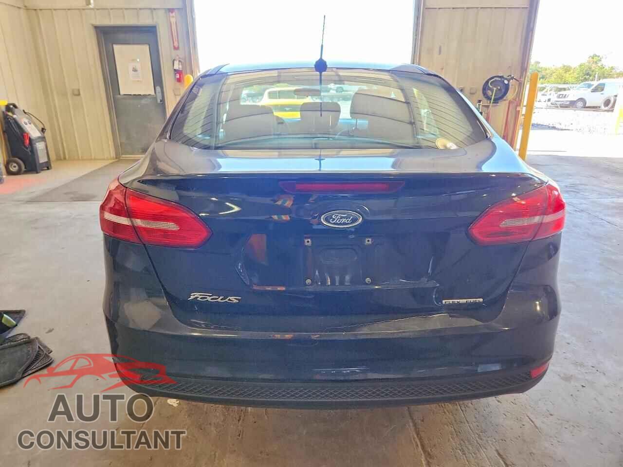FORD FOCUS 2016 - 1FADP3E23GL405146