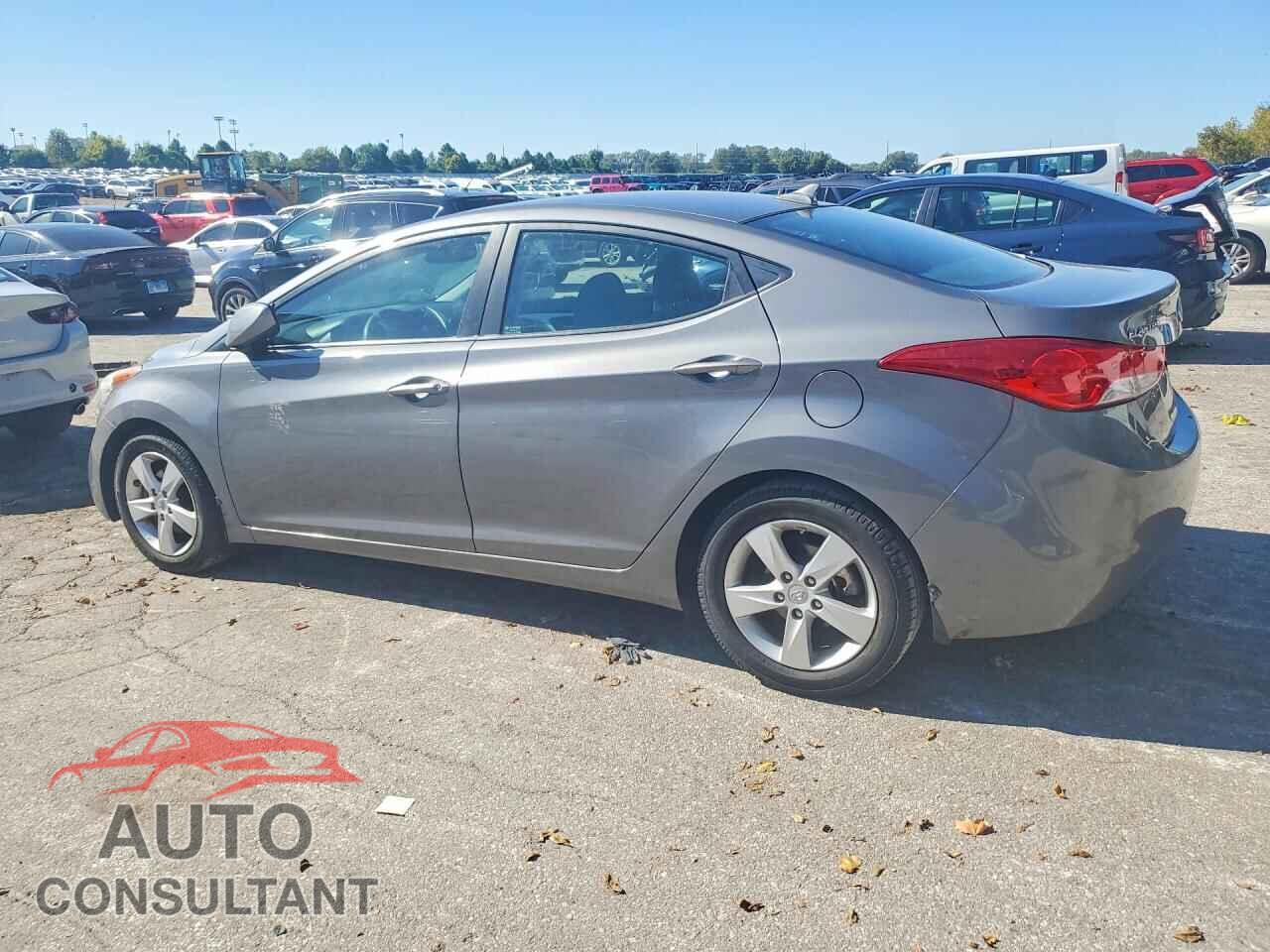 HYUNDAI ELANTRA 2013 - 5NPDH4AE2DH262042