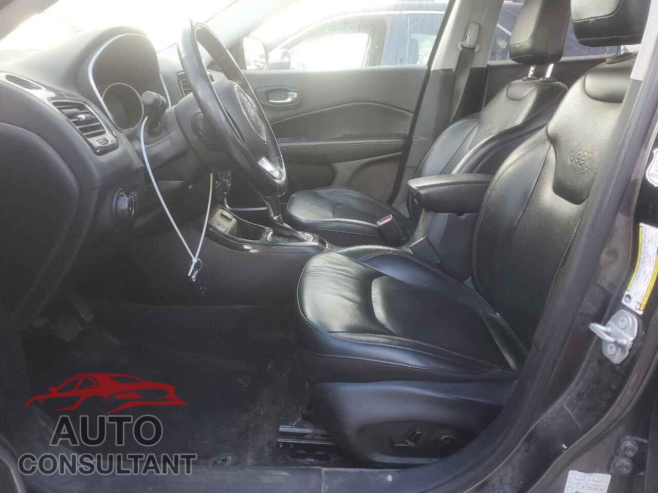 JEEP COMPASS 2019 - 3C4NJCCB3KT660041