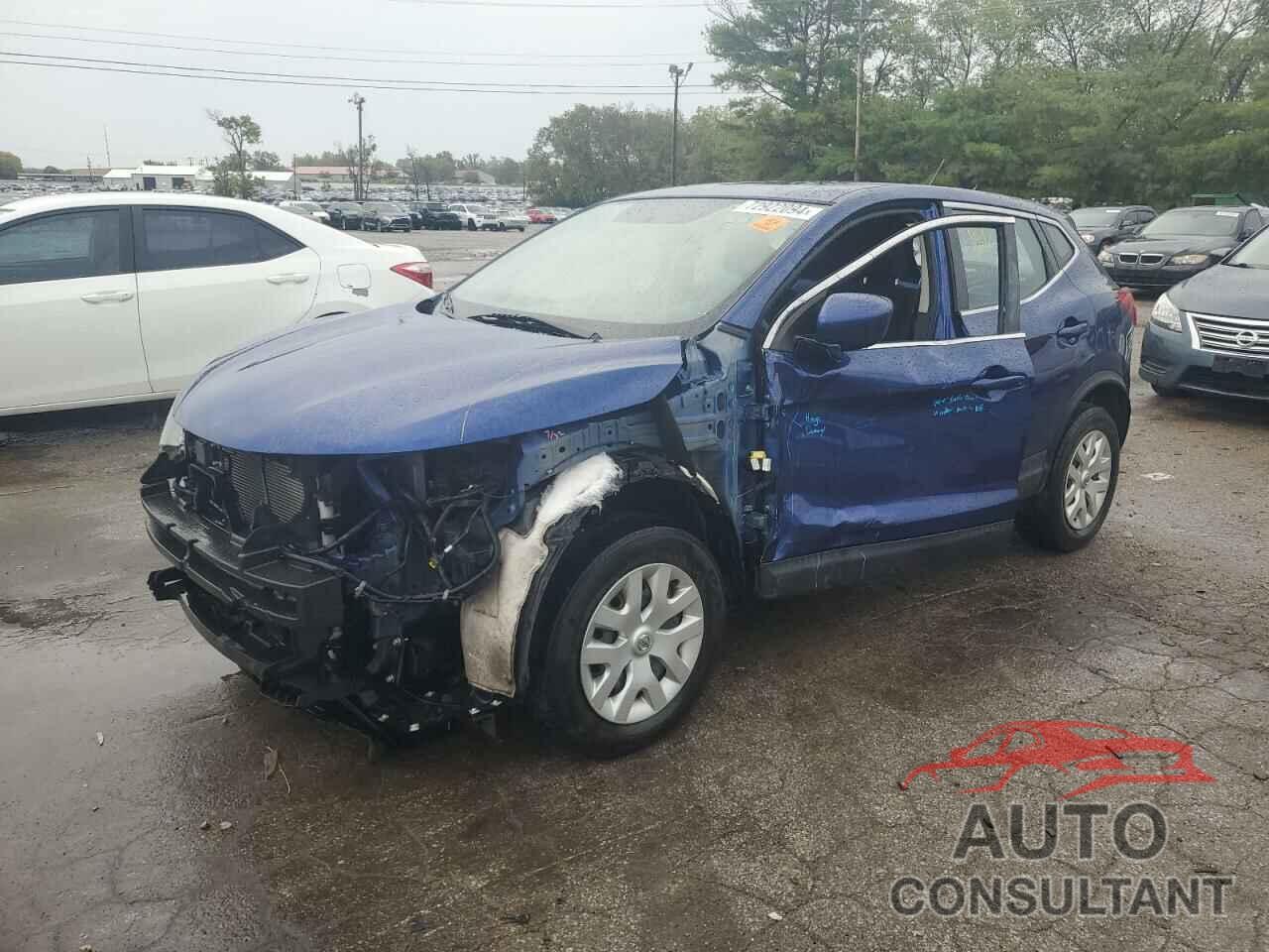 NISSAN ROGUE 2018 - JN1BJ1CR6JW262645