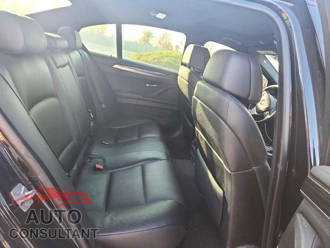 BMW 5 SERIES 2012 - WBAFU7C54CDU57774
