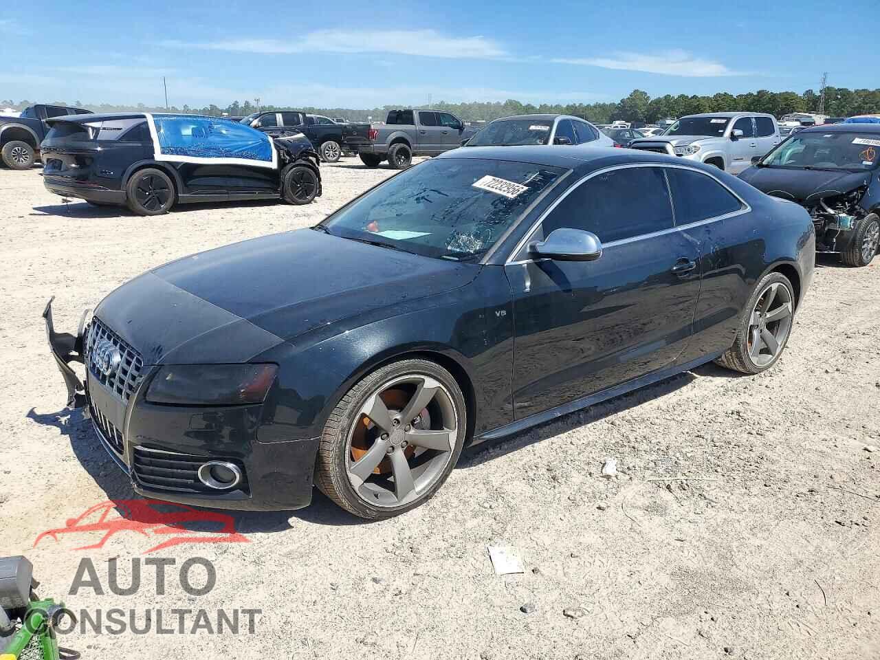 AUDI S5/RS5 2011 - WAUCVAFR2BA048071