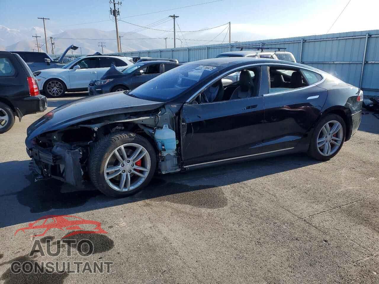 TESLA MODEL S 2015 - 5YJSA1H46FF085360