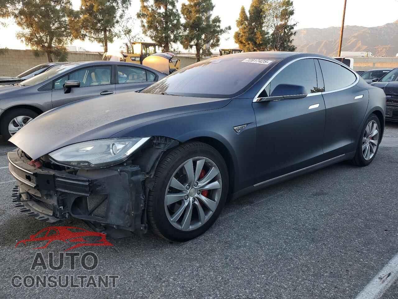 TESLA MODEL S 2014 - 5YJSA1H28EFP65497
