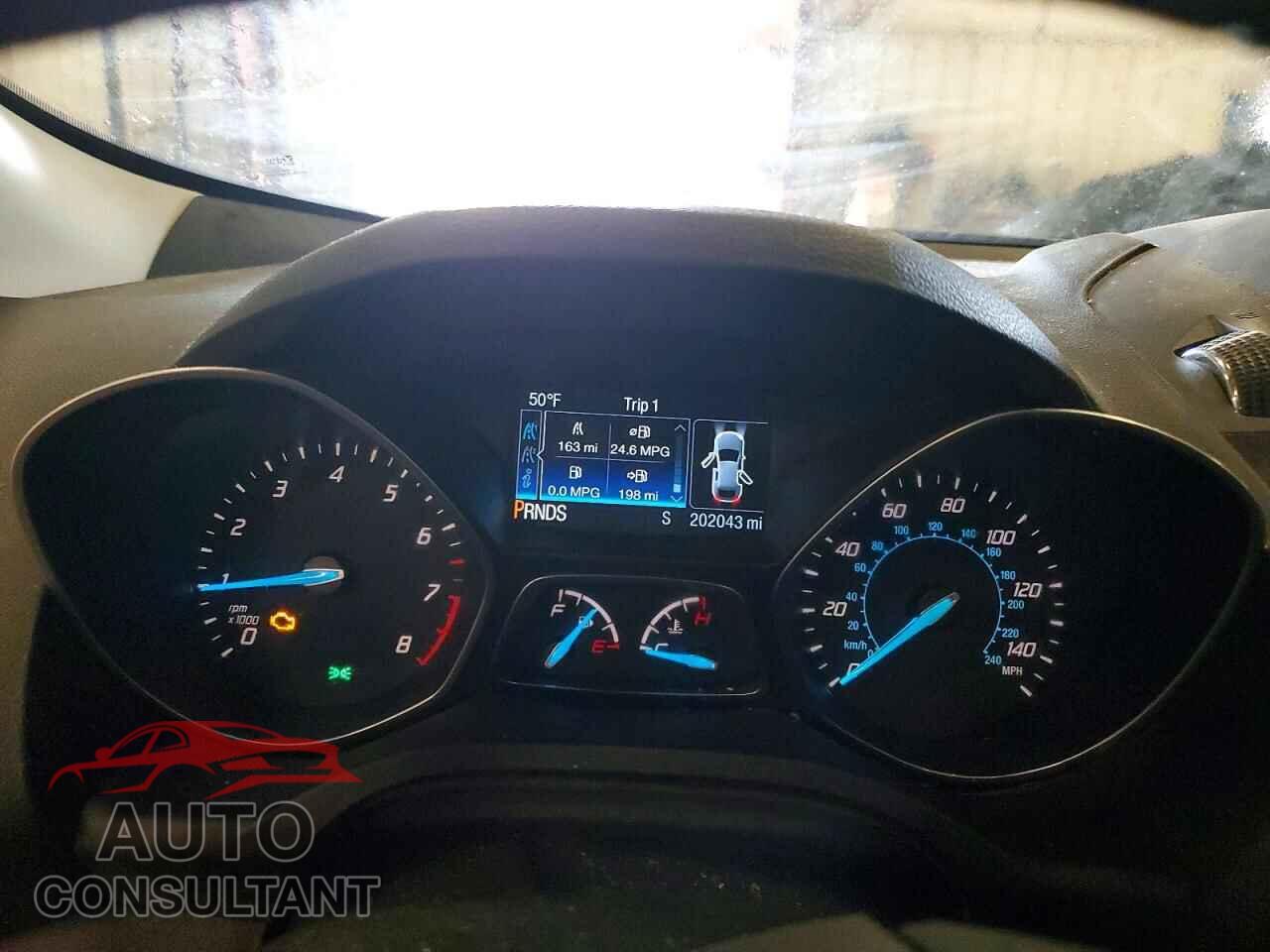 FORD ESCAPE 2015 - 1FMCU0J97FUB60422