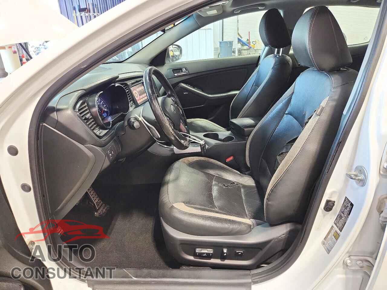 KIA OPTIMA 2012 - 5XXGR4A61CG013356