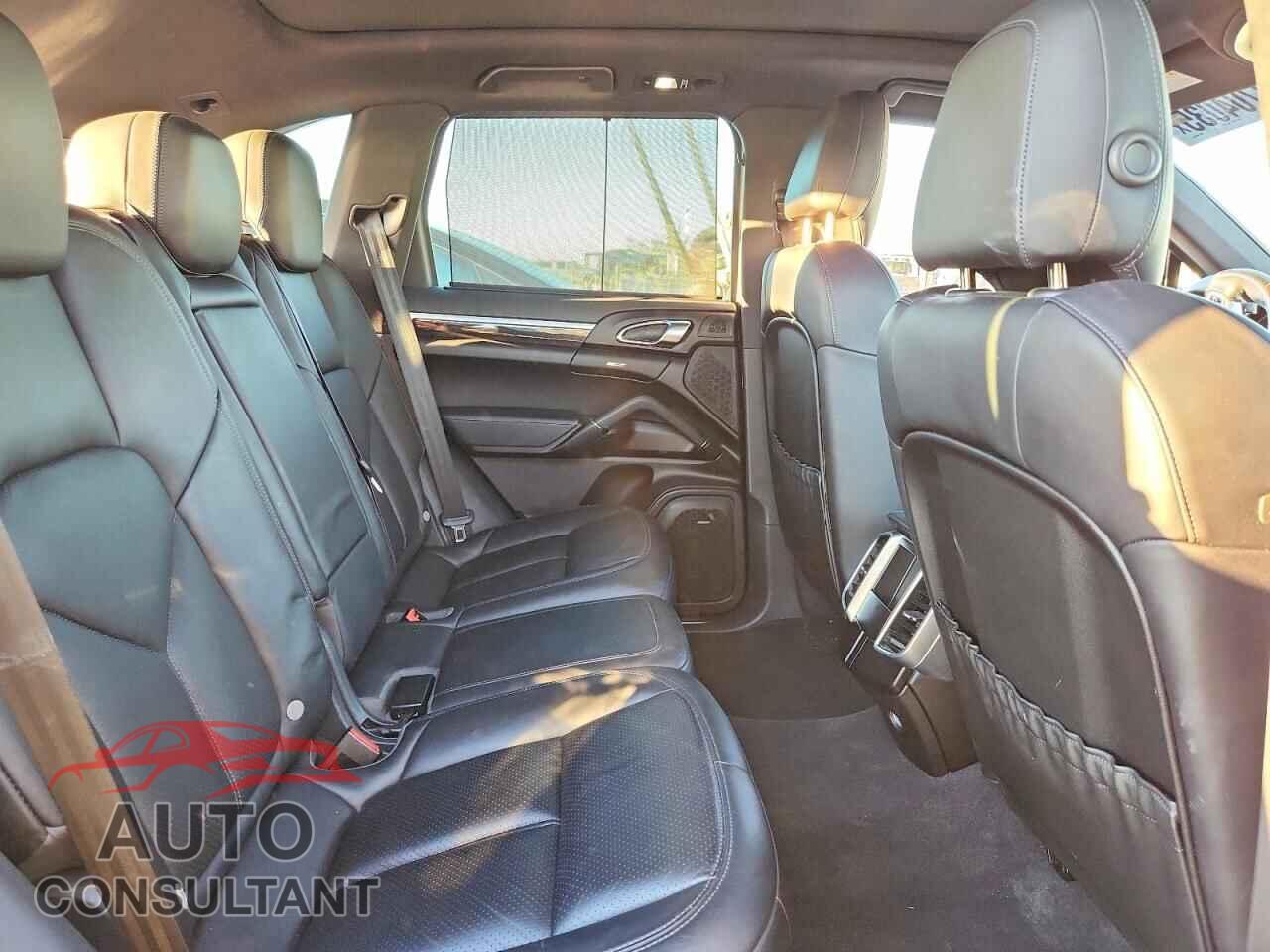 PORSCHE CAYENNE 2016 - WP1AE2A24GLA60954