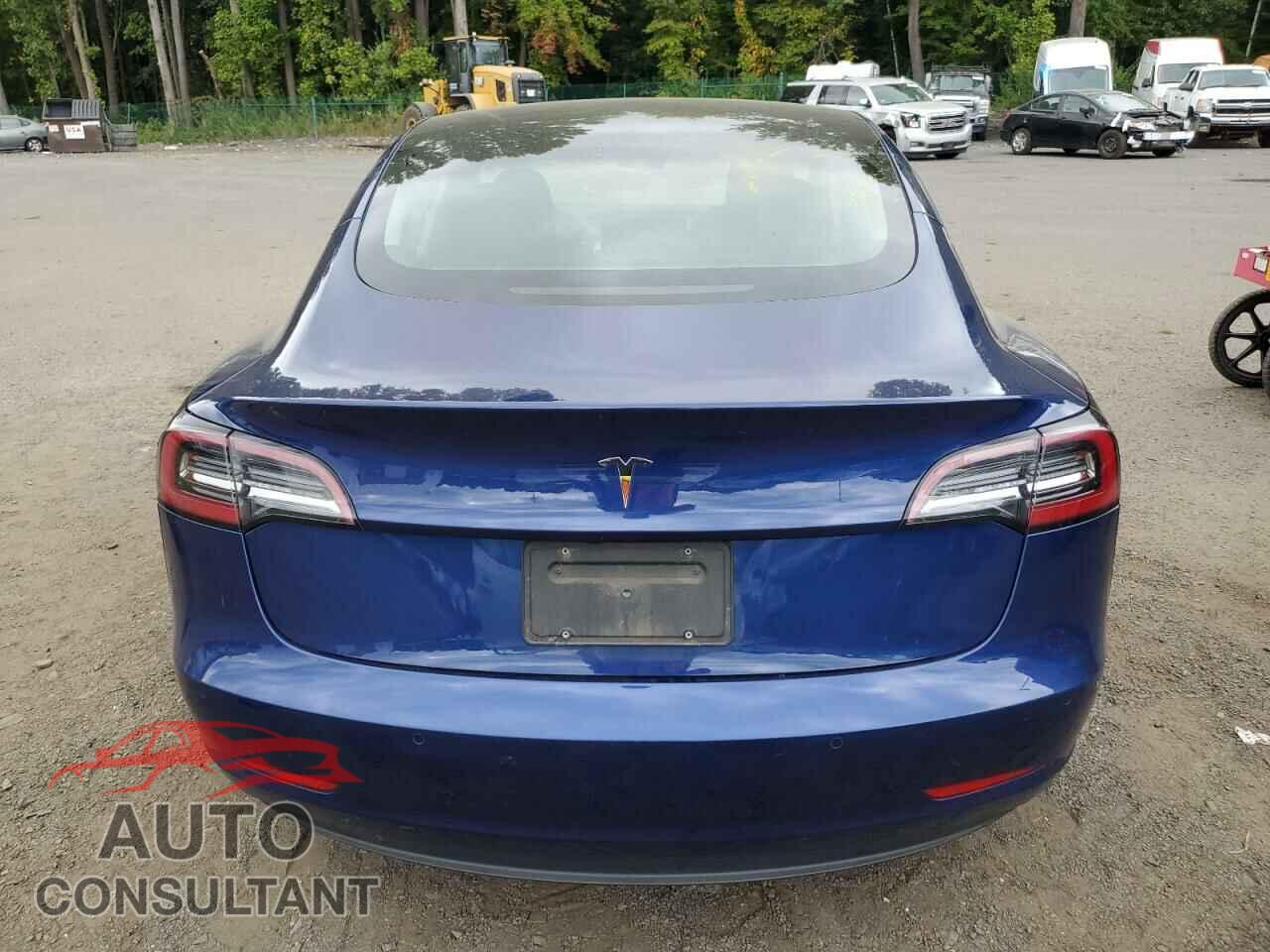 TESLA MODEL 3 2022 - 5YJ3E1EA2NF285556