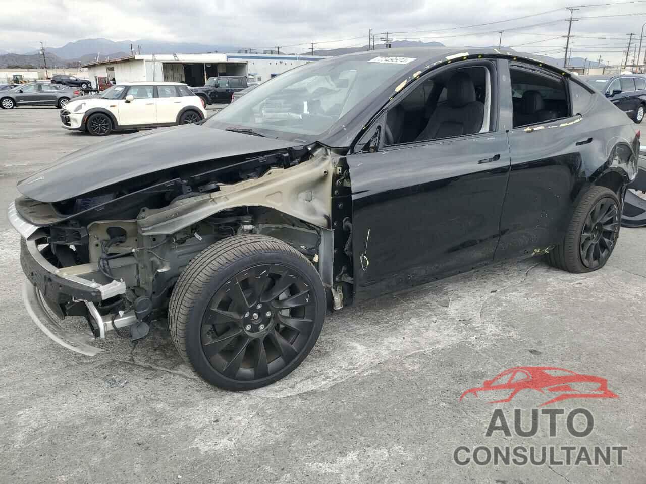 TESLA MODEL Y 2023 - 7SAYGDEE3PF881513