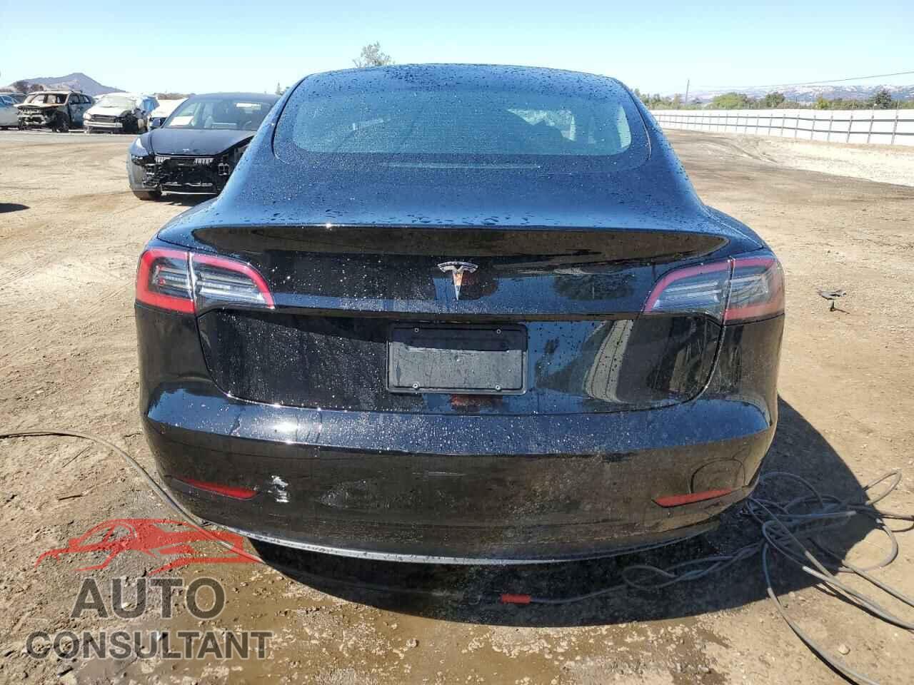 TESLA MODEL 3 2022 - 5YJ3E1EAXNF288530