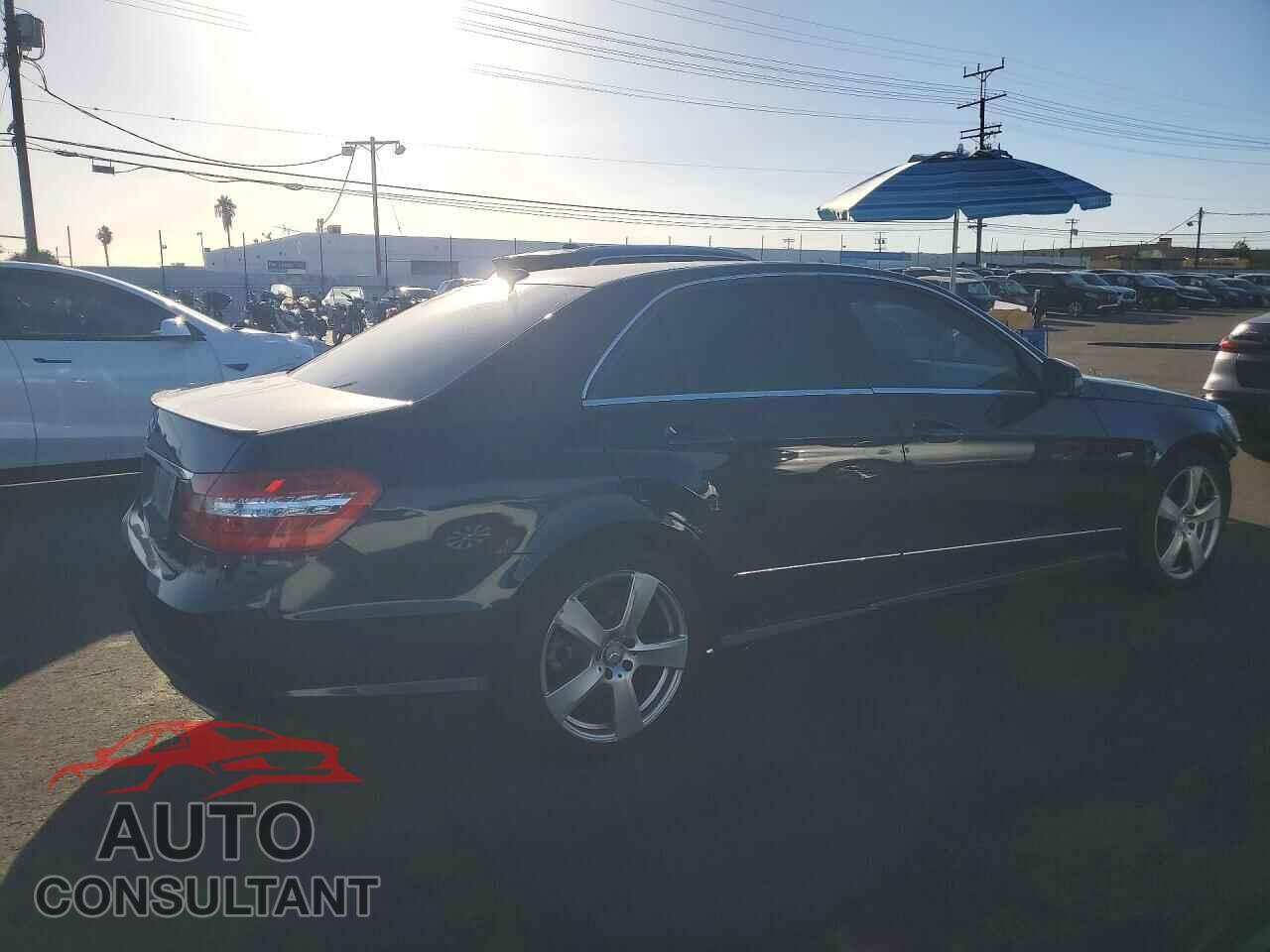 MERCEDES-BENZ E-CLASS 2012 - WDDHF5KB7CA607823