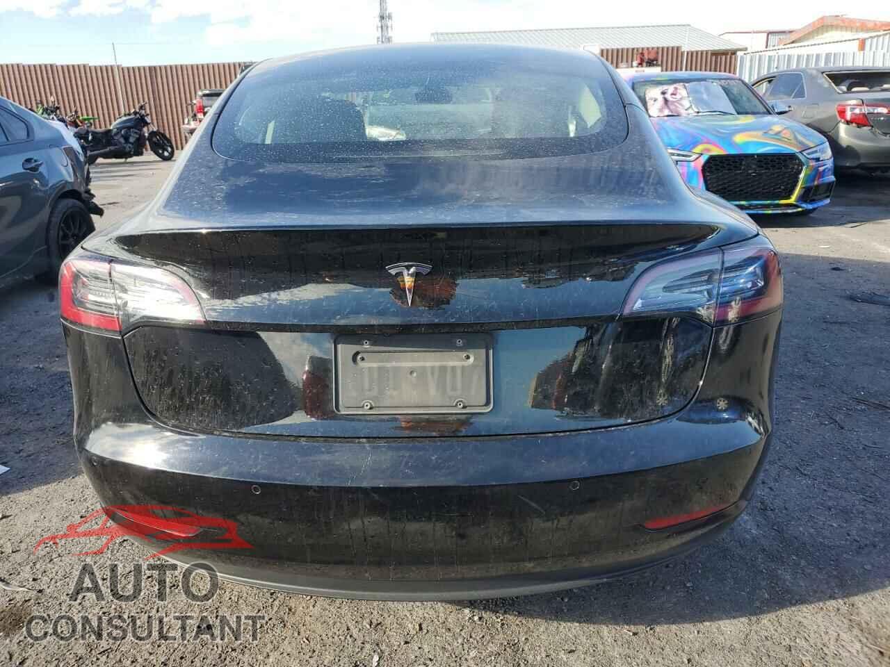 TESLA MODEL 3 2022 - 5YJ3E1EAXNF287121