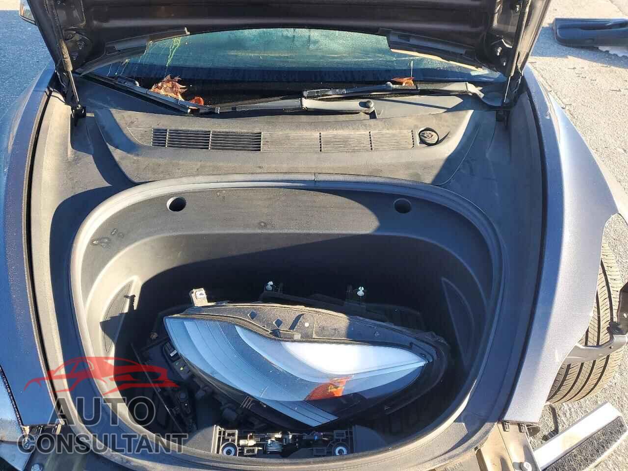 TESLA MODEL 3 2023 - 5YJ3E1EA5PF497449