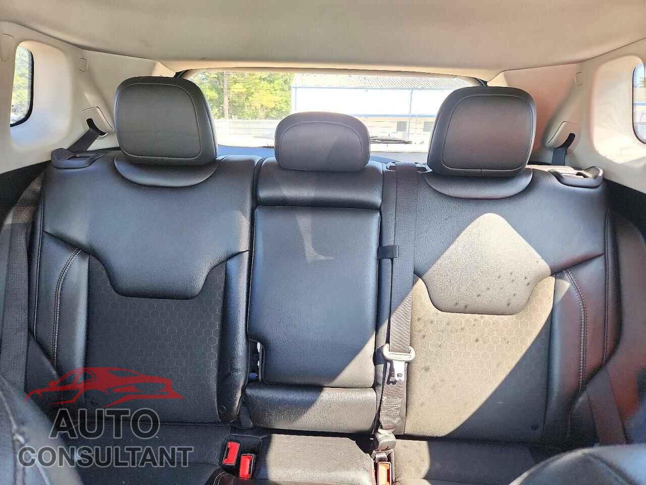 JEEP COMPASS 2021 - 3C4NJDBB4MT566812