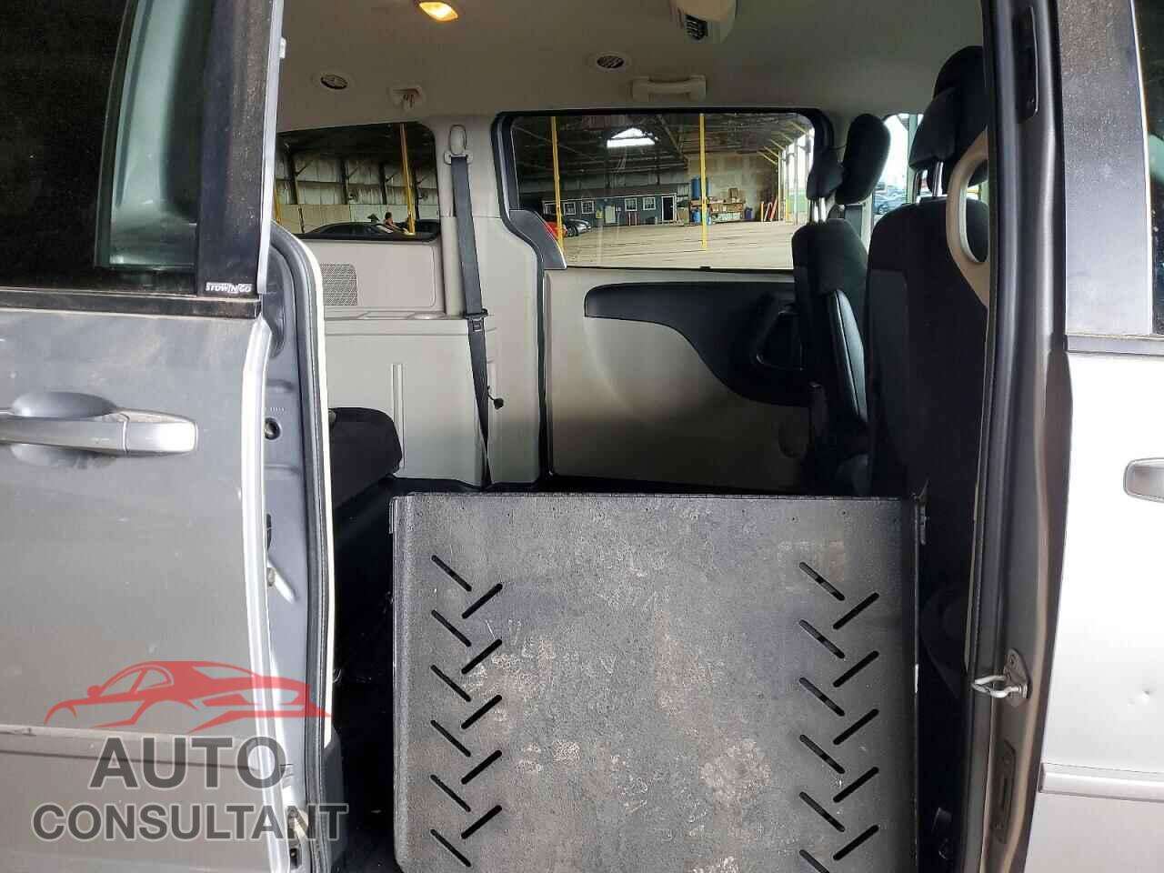 DODGE CARAVAN 2013 - 2C4RDGCG4DR651916