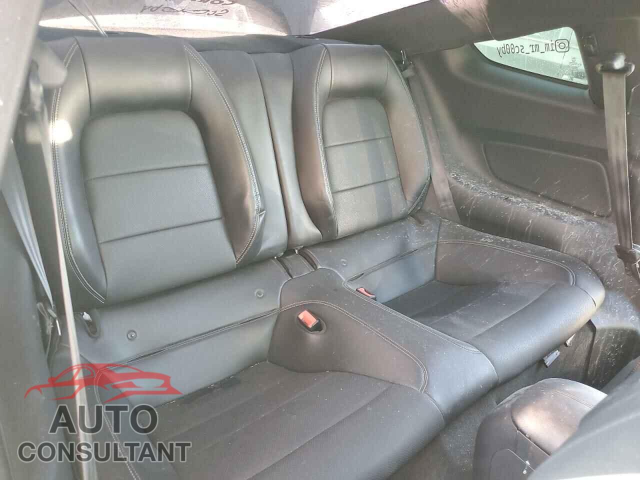 FORD MUSTANG 2018 - 1FA6P8CF5J5166075