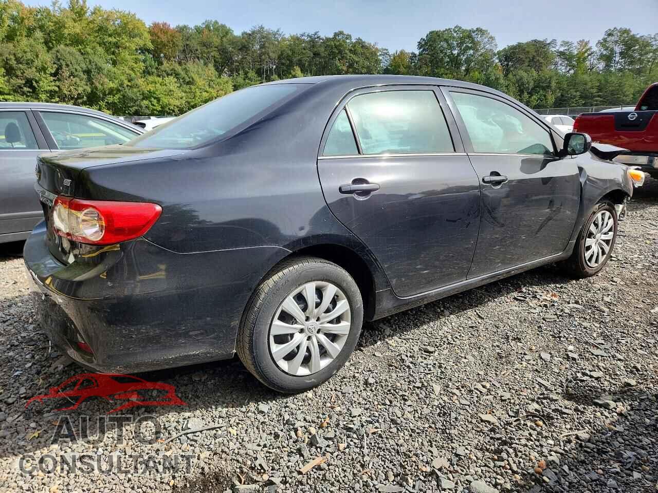 TOYOTA COROLLA 2013 - 2T1BU4EE5DC933199