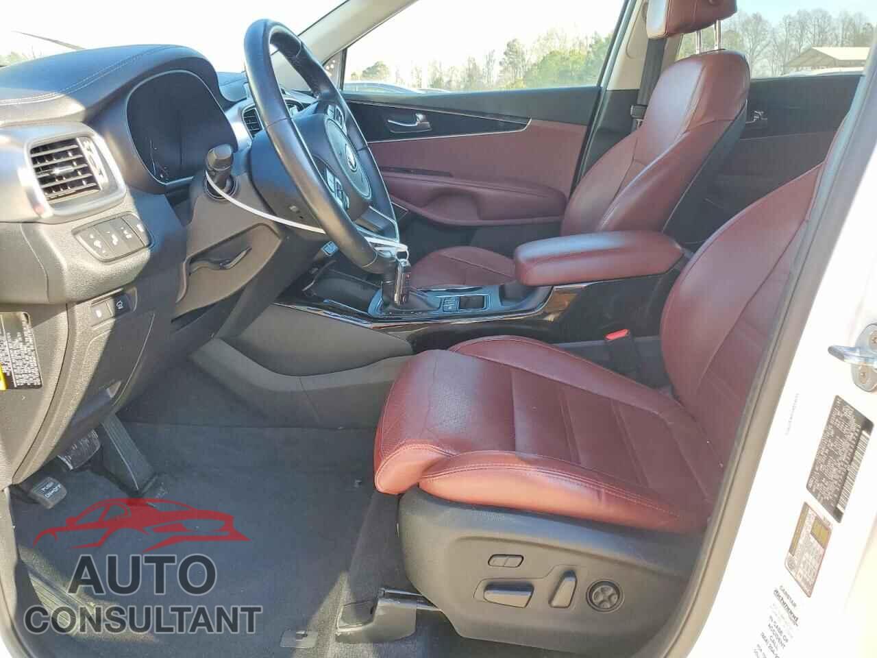 KIA SORENTO 2017 - 5XYPKDA55HG337893