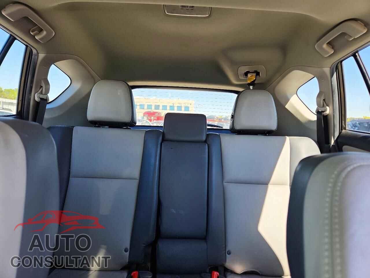 TOYOTA RAV4 2015 - 2T3DFREV4FW309953