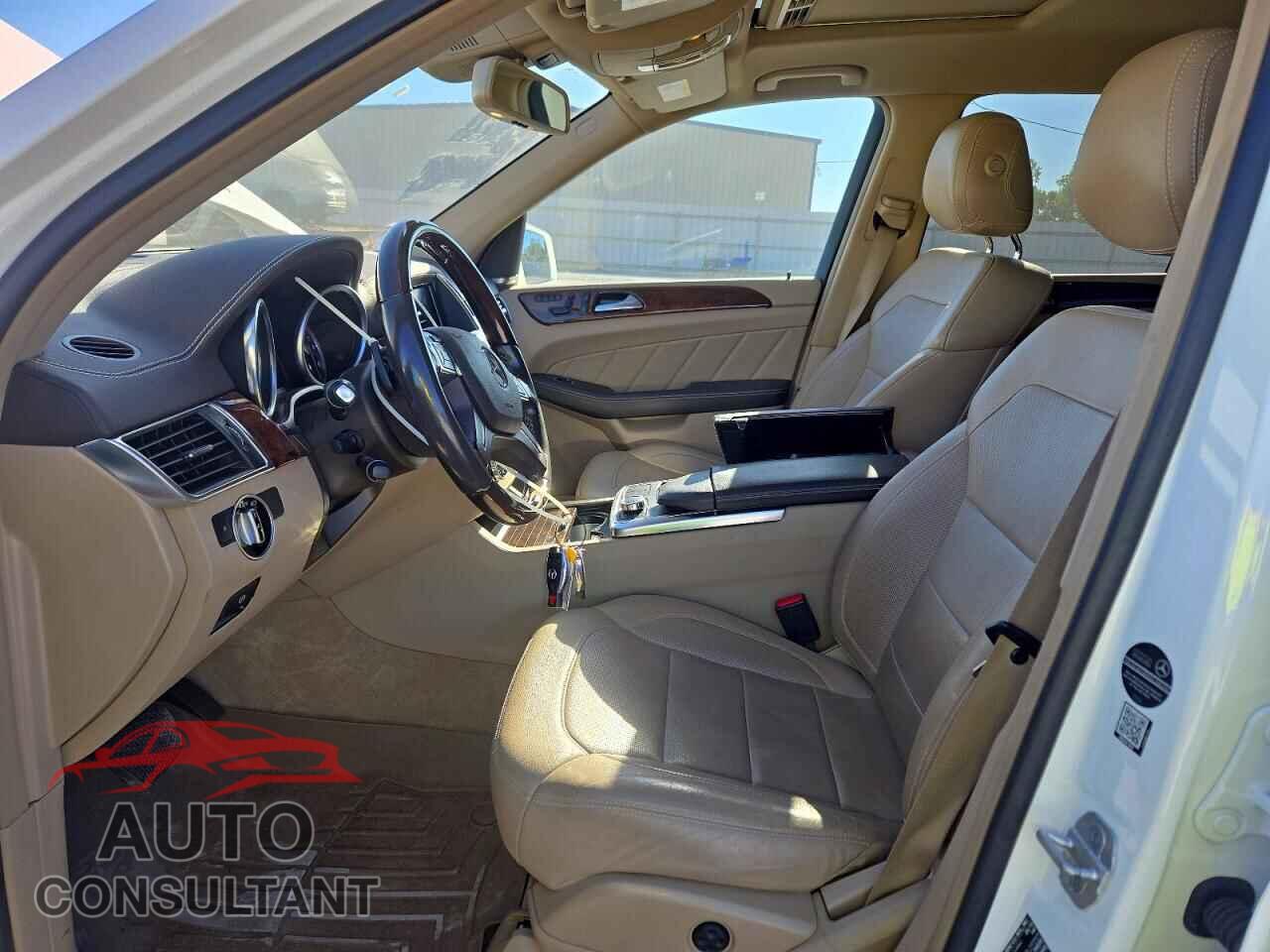 MERCEDES-BENZ GL-CLASS 2016 - 4JGDF6EE2GA652237