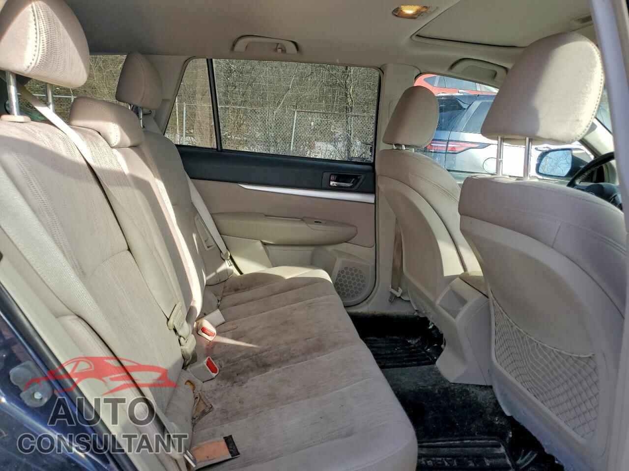 SUBARU OUTBACK 2013 - 4S4BRBGC6D3233648