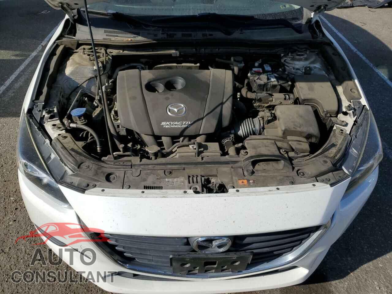 MAZDA 3 2018 - 3MZBN1U70JM167672