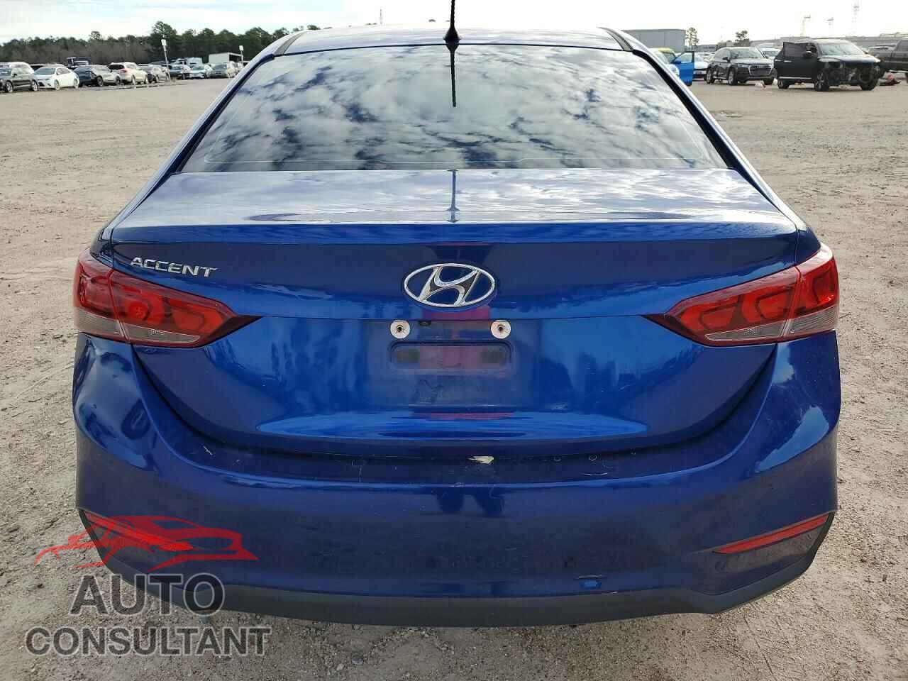 HYUNDAI ACCENT 2018 - 3KPC24A38JE018052