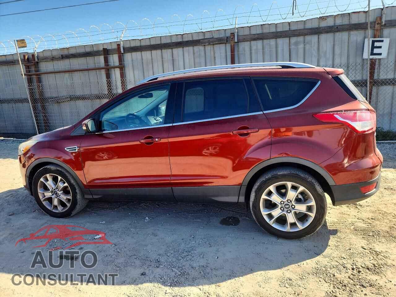 FORD ESCAPE 2015 - 1FMCU0JX7FUB19867