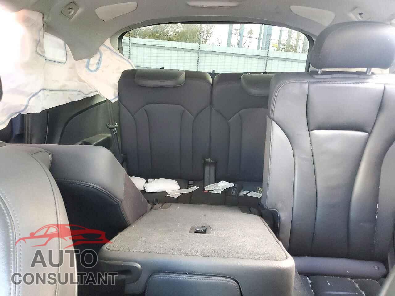 AUDI Q7 2021 - WA1LXAF75MD013600