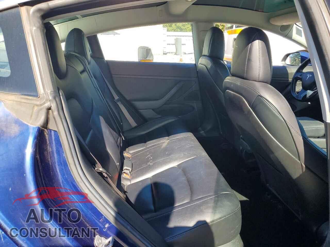 TESLA MODEL 3 2018 - 5YJ3E1EA4JF041143