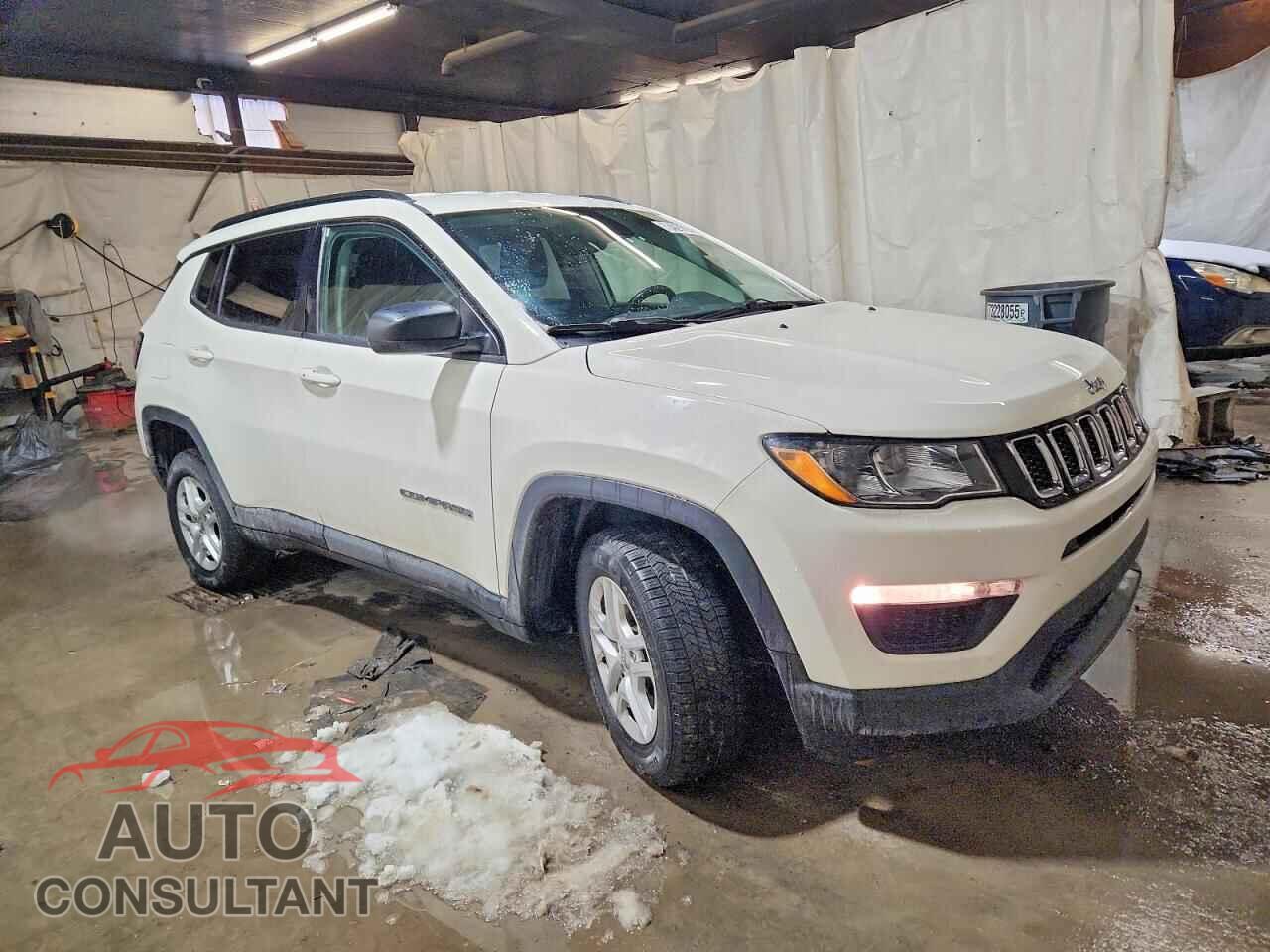 JEEP COMPASS 2018 - 3C4NJDAB9JT419043
