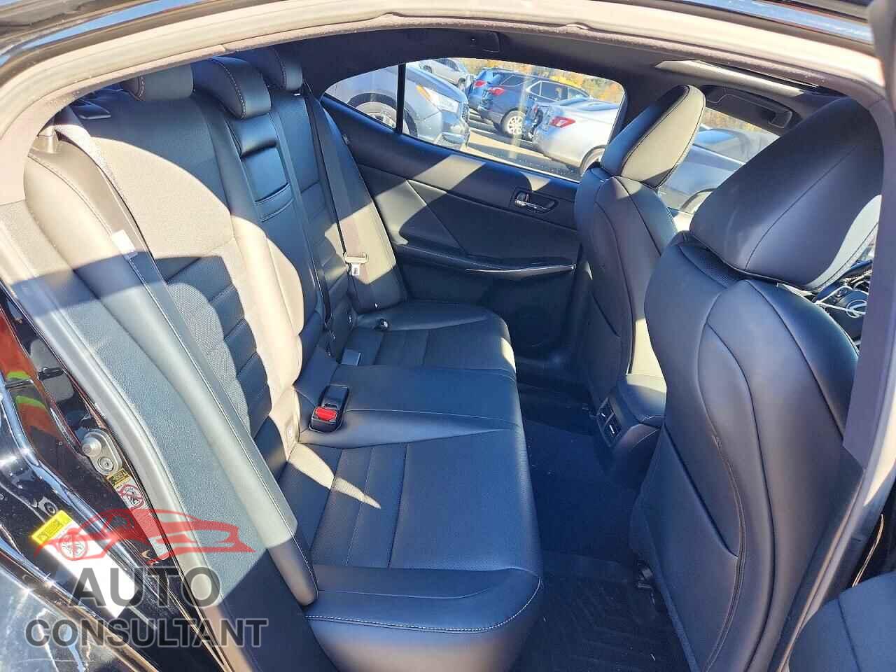 LEXUS IS 2016 - JTHCE1D22G5012680