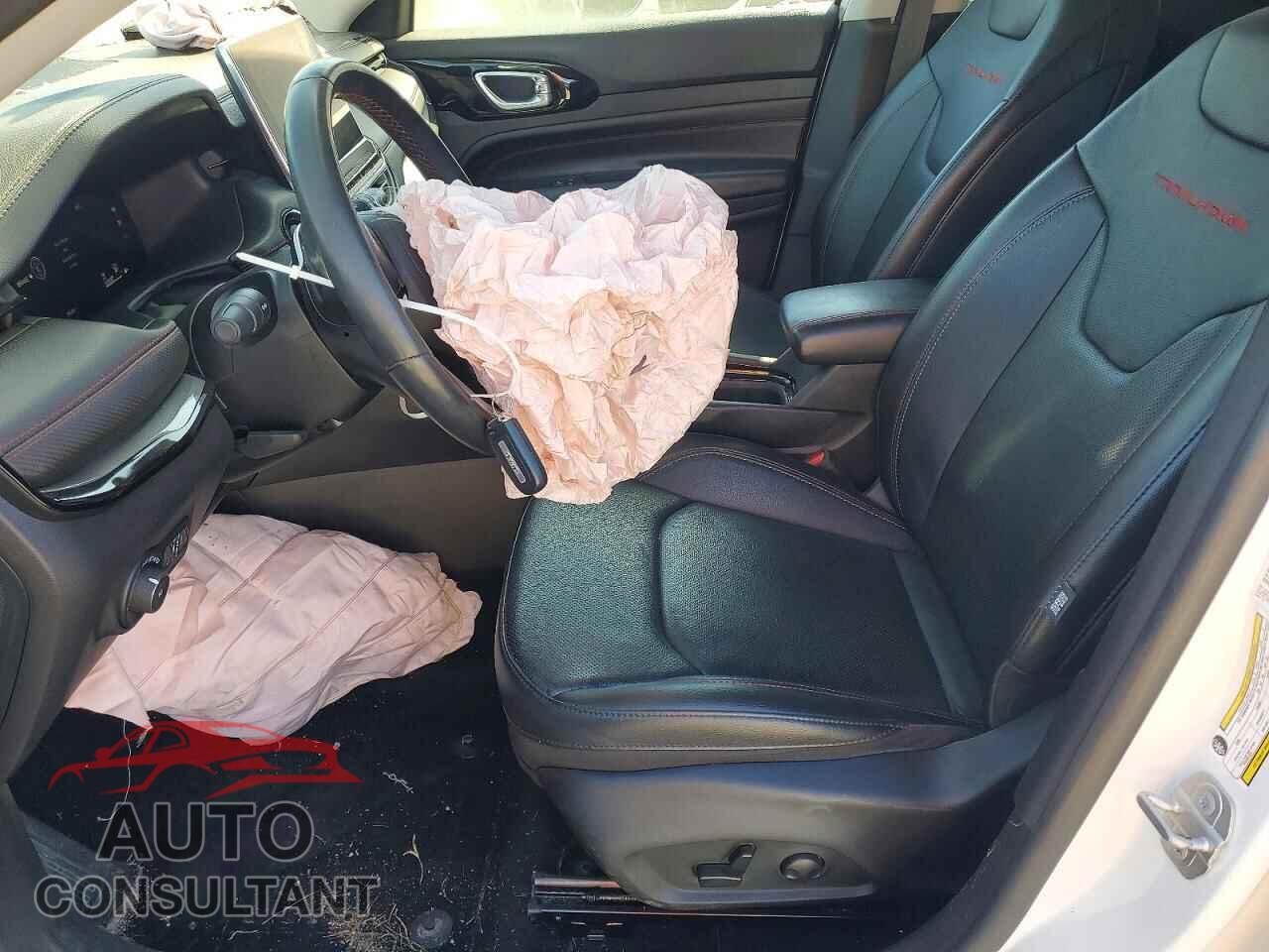JEEP COMPASS 2022 - 3C4NJDDB9NT121271