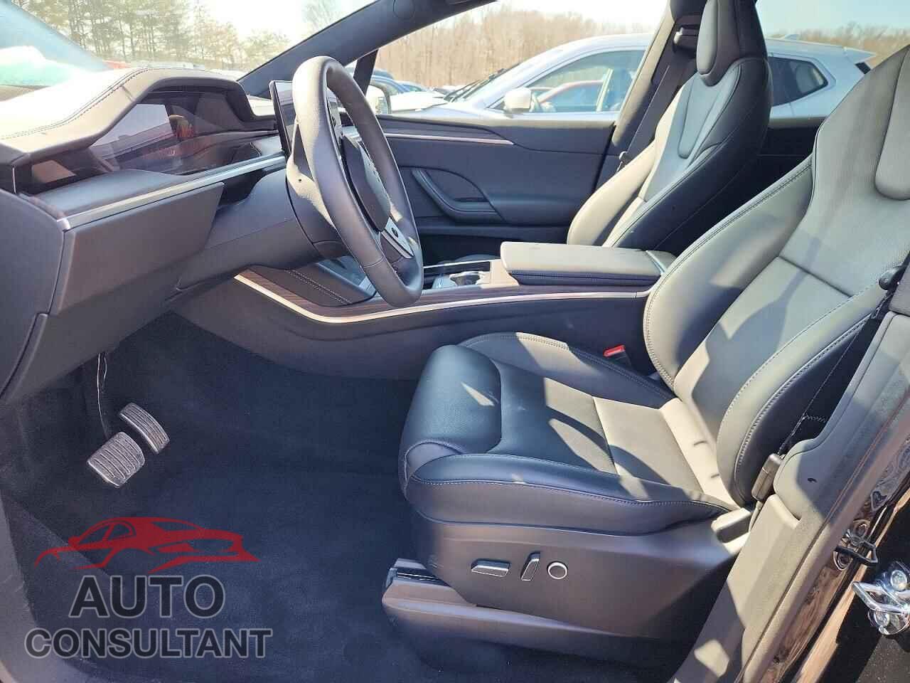 TESLA MODEL X 2024 - 7SAXCDE58RF440826