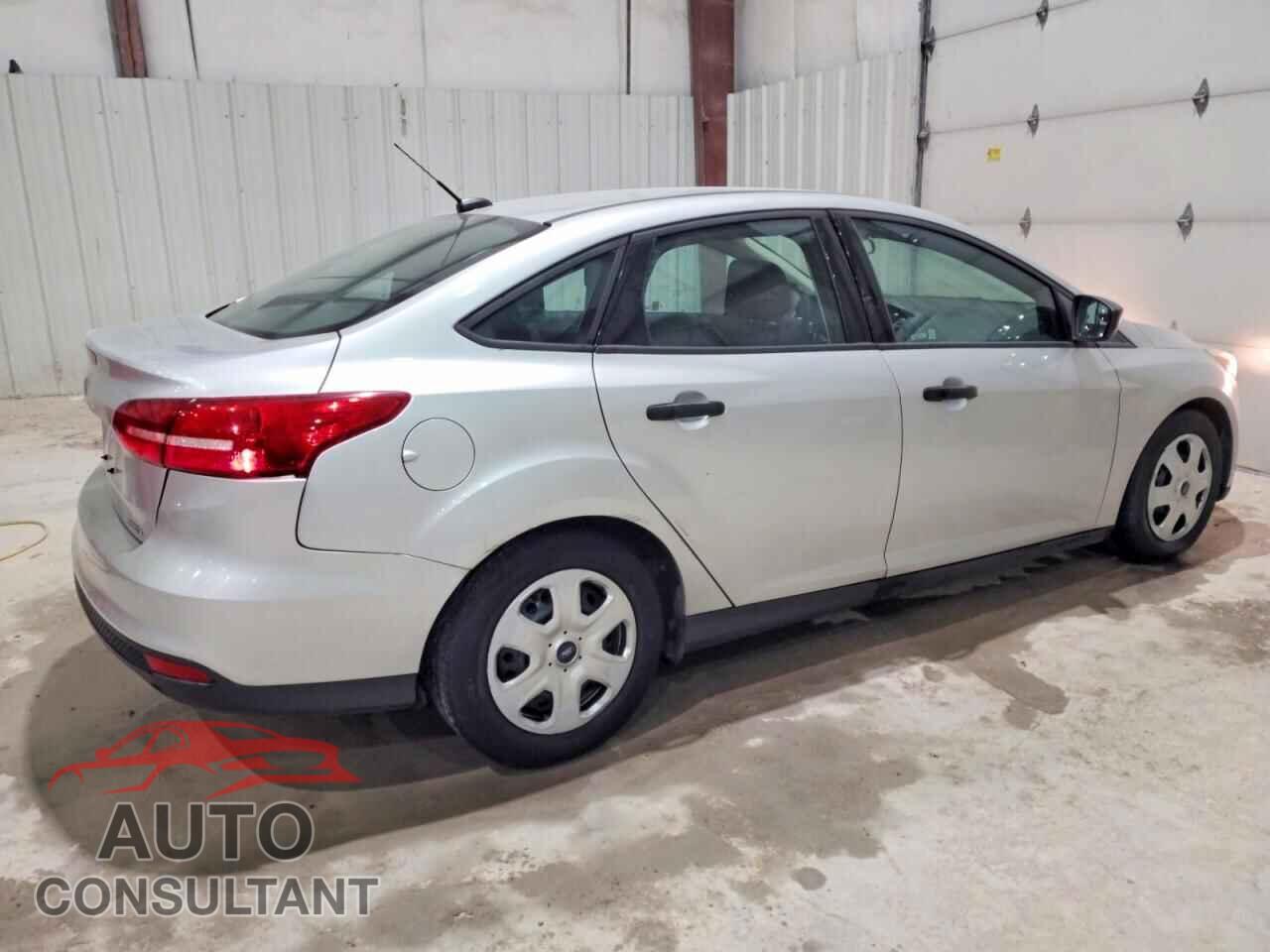 FORD FOCUS 2016 - 1FADP3E20GL216020