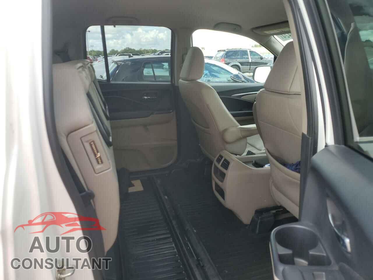 HONDA RIDGELINE 2017 - 5FPYK2F50HB007210