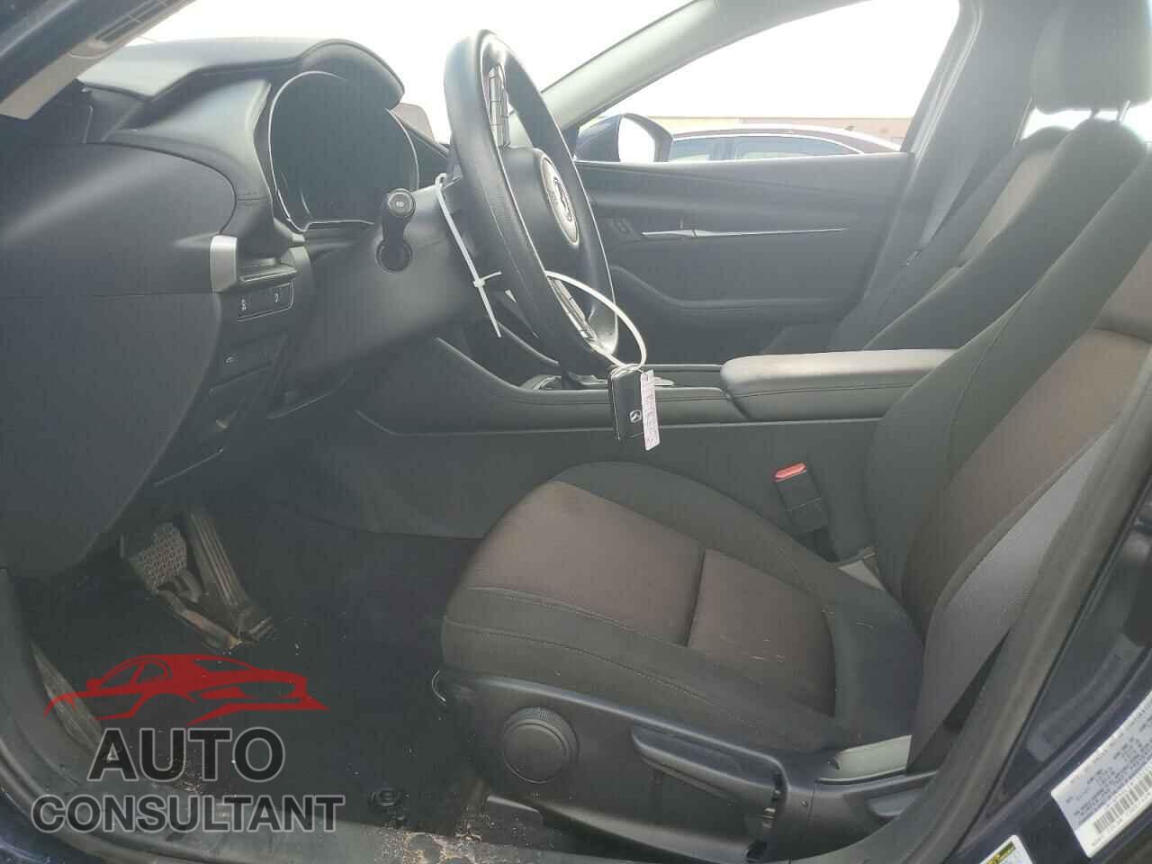 MAZDA 3 2021 - JM1BPAAL2M1332945