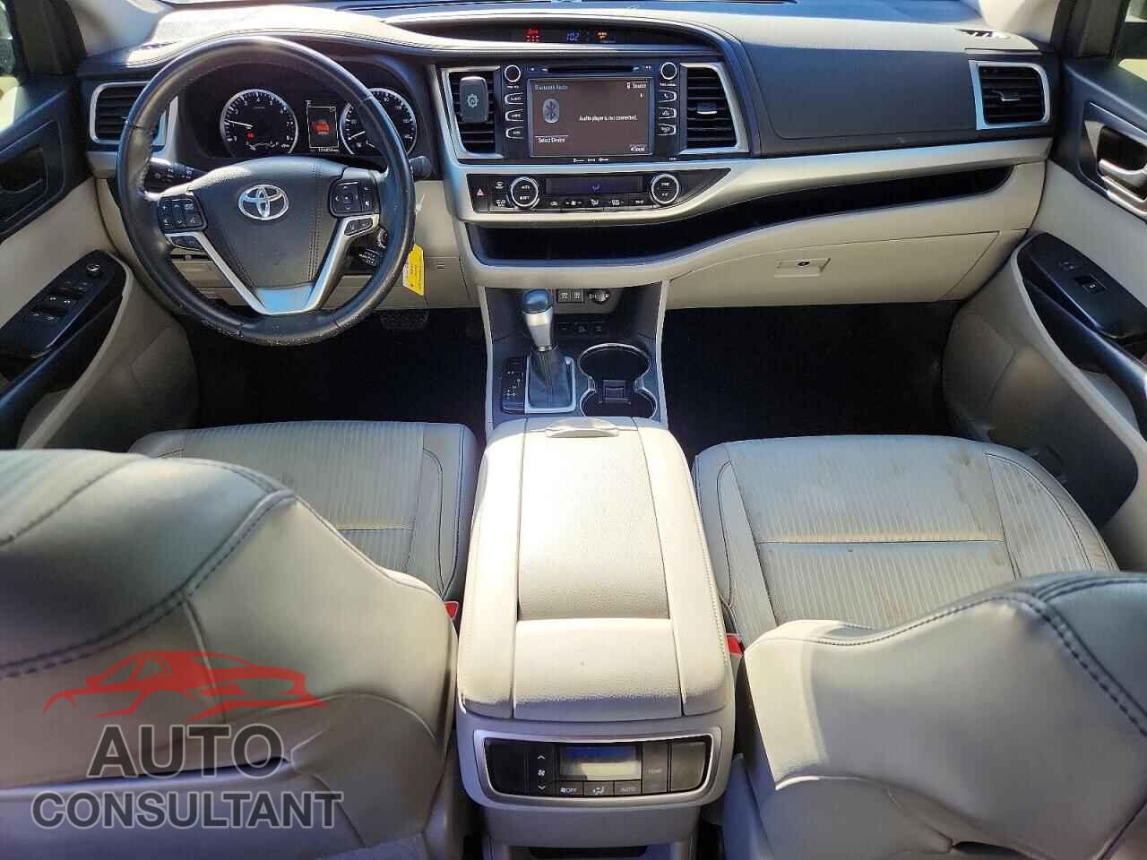 TOYOTA HIGHLANDER 2017 - 5TDBZRFH6HS420144