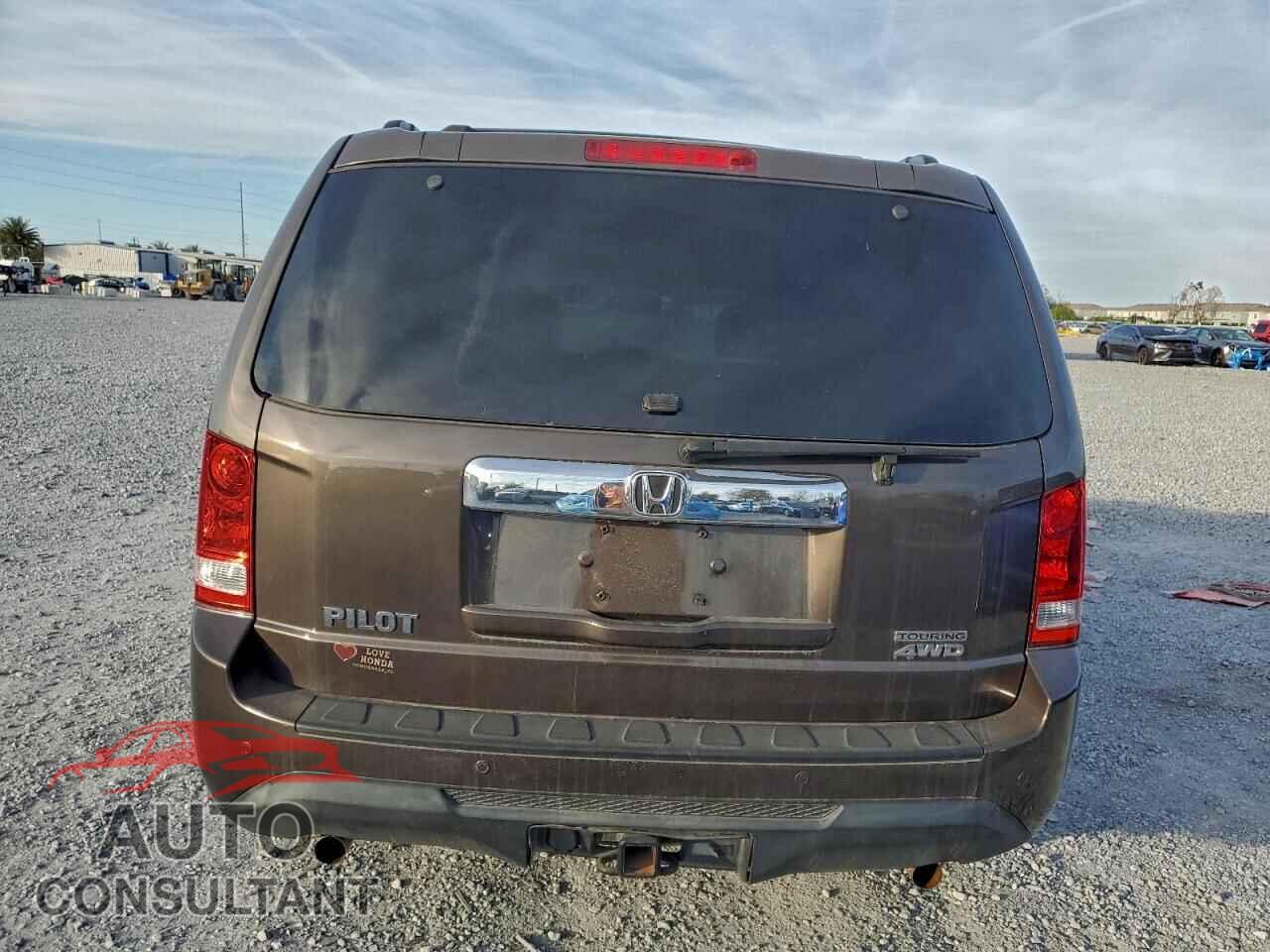 HONDA PILOT 2013 - 5FNYF4H91DB030515