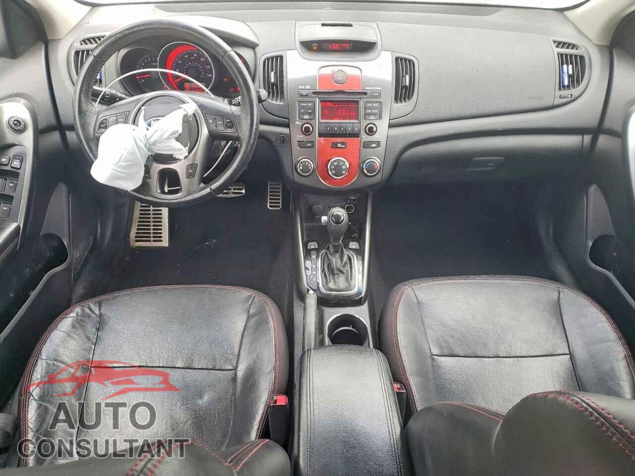 KIA FORTE 2011 - KNAFW5A37B5424485