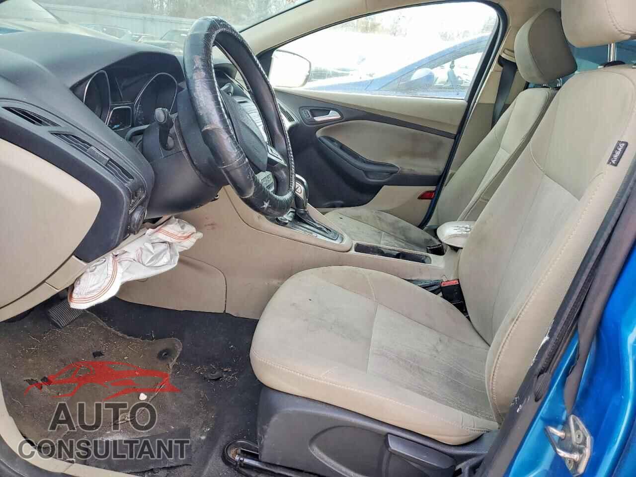 FORD FOCUS 2016 - 1FADP3F25GL272453