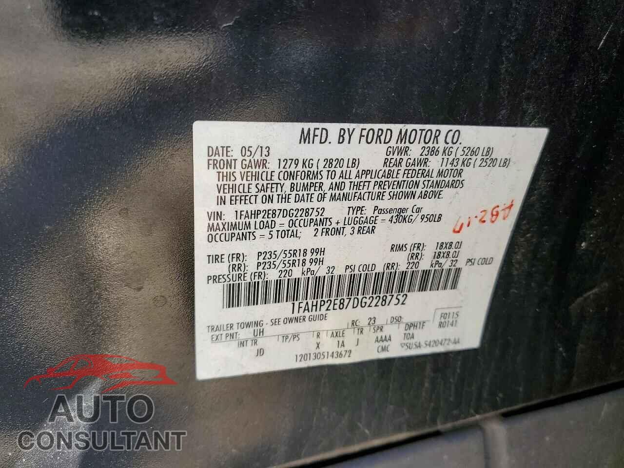 FORD TAURUS 2013 - 1FAHP2E87DG228752