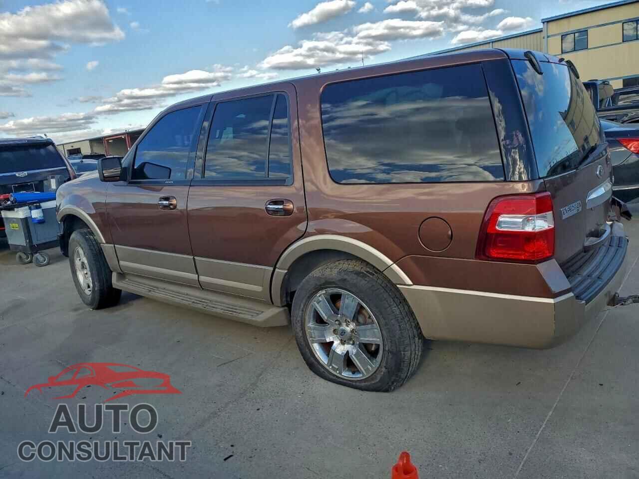 FORD EXPEDITION 2011 - 1FMJU1H56BEF09512