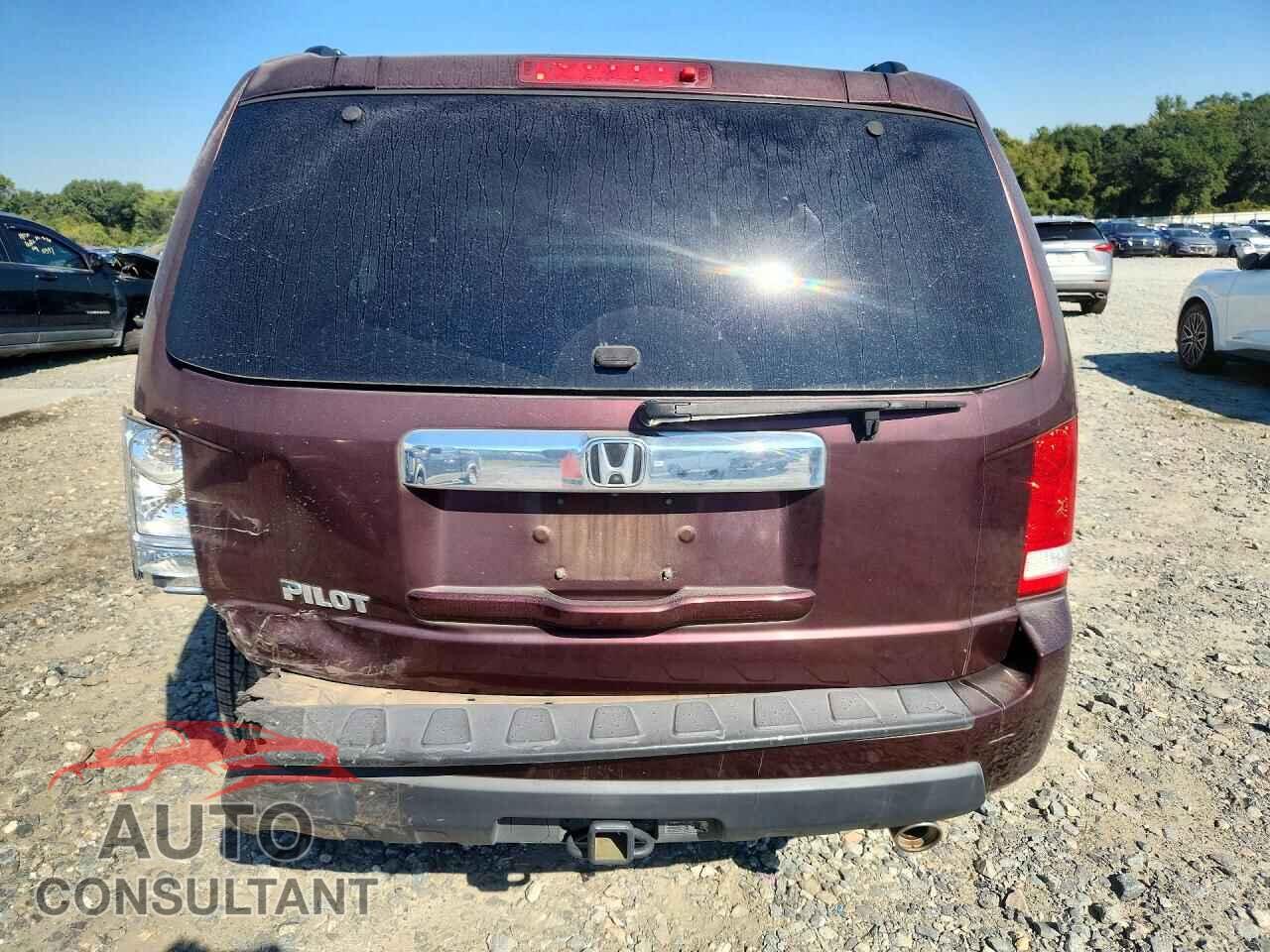 HONDA PILOT 2011 - 5FNYF3H64BB034670