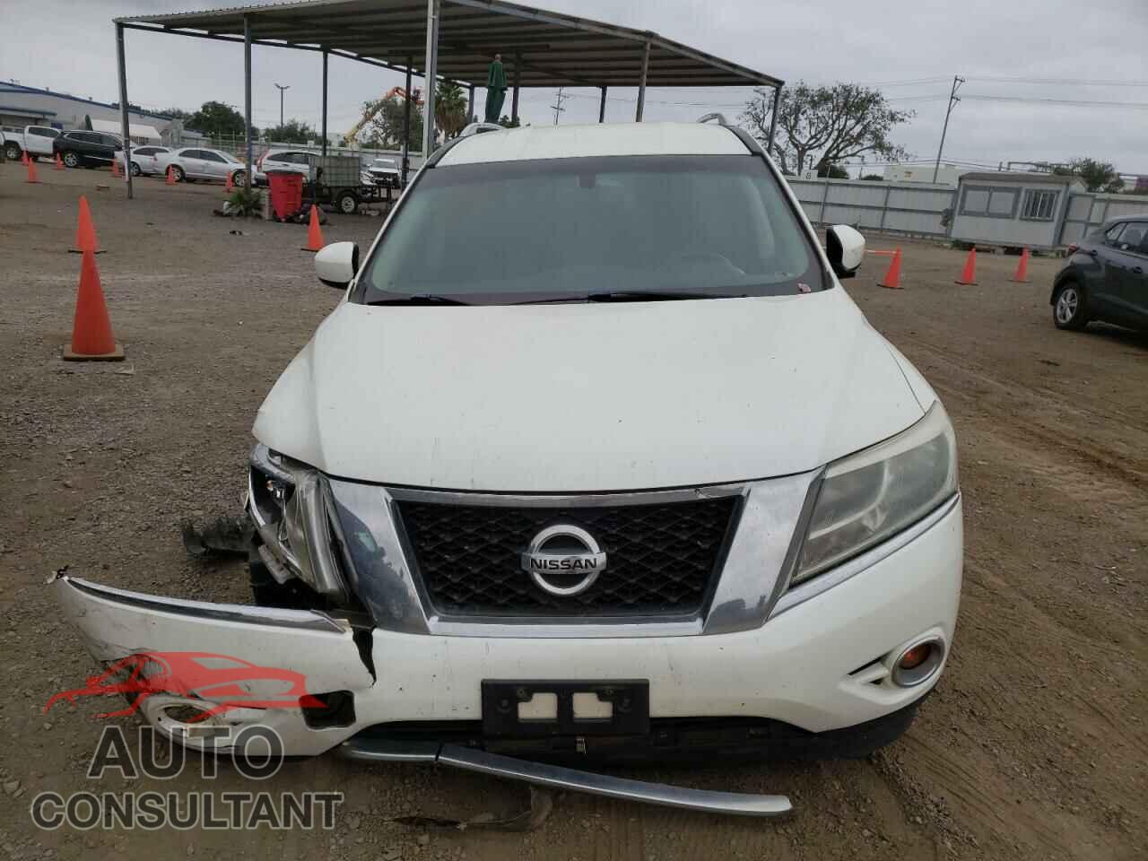 NISSAN PATHFINDER 2015 - 5N1AR2MN8FC604233