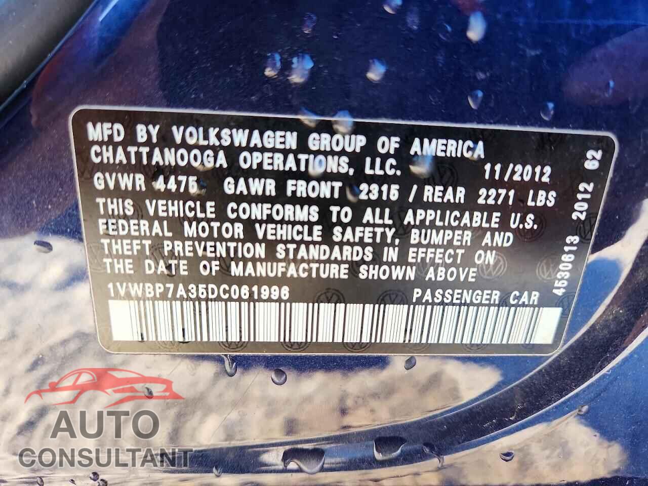VOLKSWAGEN PASSAT 2013 - 1VWBP7A35DC061996