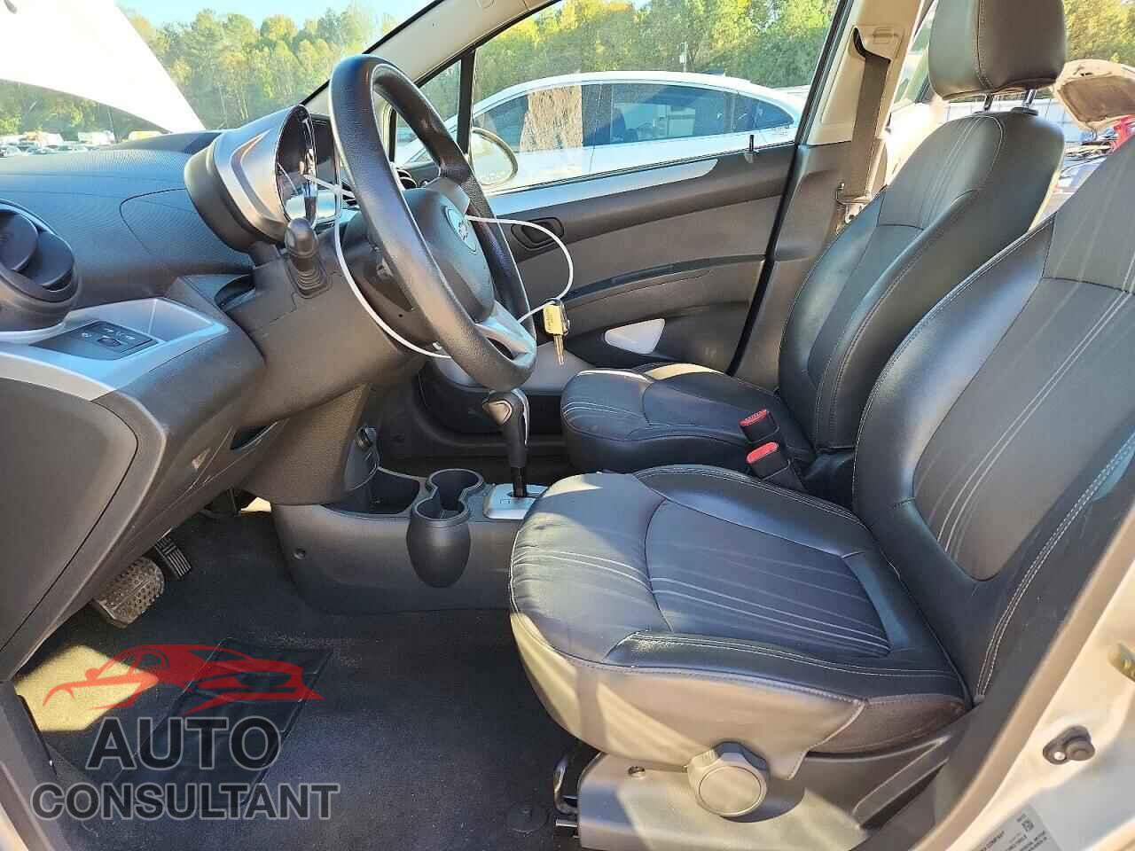 CHEVROLET SPARK 2013 - KL8CB6S94DC619560